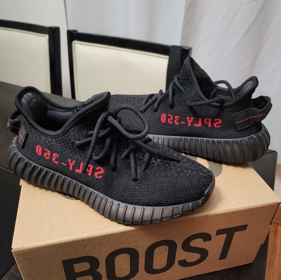 Yeezy Boost V2 - Picture 4 of 13